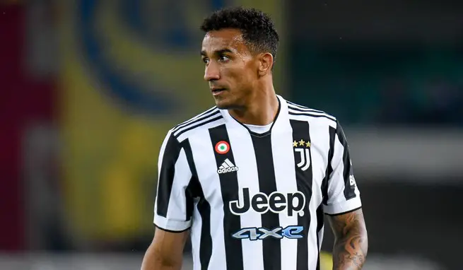 Errori e scarsa fiducia, Danilo sempre più giù nella Juventus